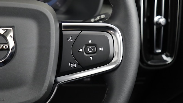 Used Volvo XC40 2025 for sale - 76188439: Photo 21
