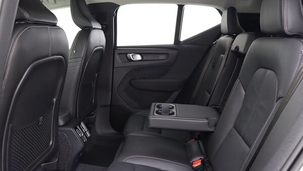 Used Volvo XC40 2025 for sale - 76188439: Photo 33