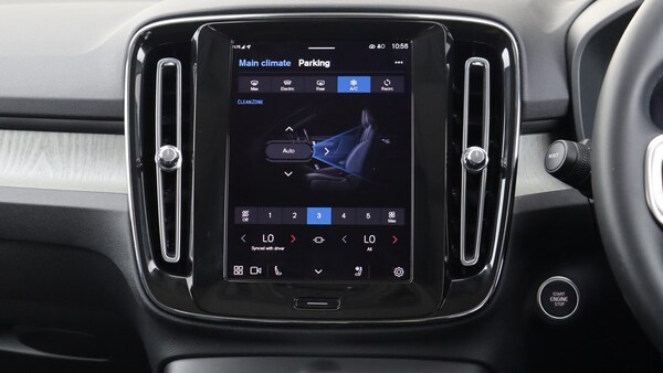 Used Volvo XC40 2025 for sale - 76188439: Photo 37