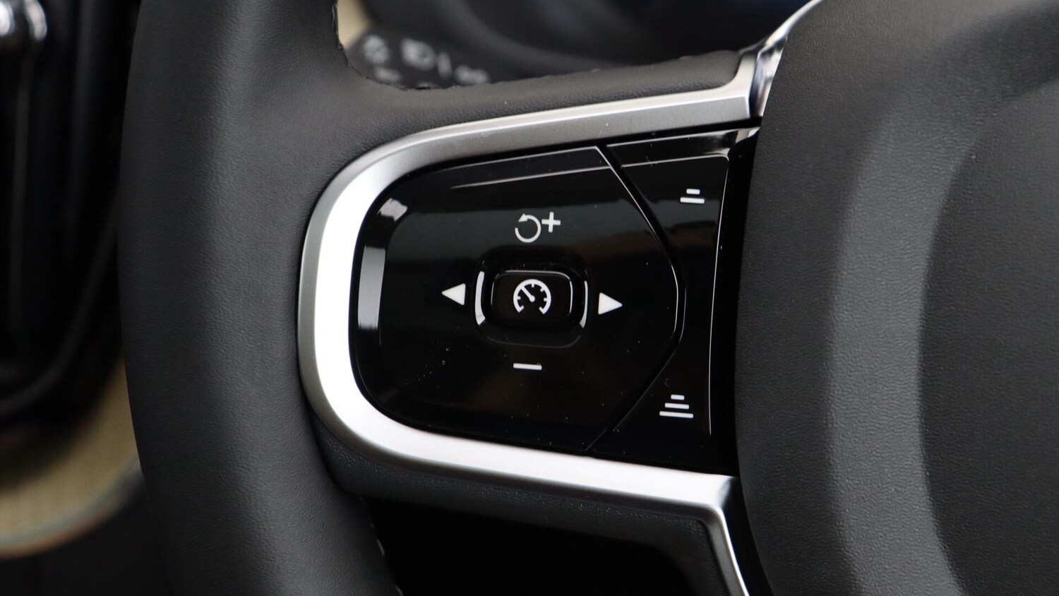 Used Volvo XC60 2025 for sale - 76060442: Photo 21