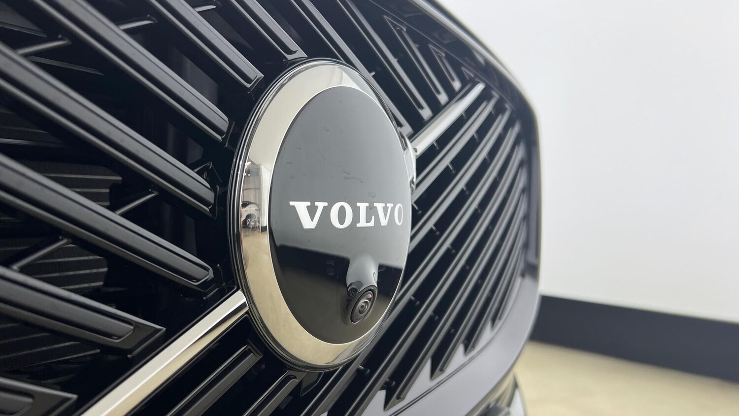 Used Volvo XC60 2025 for sale - 76060442: Photo 36
