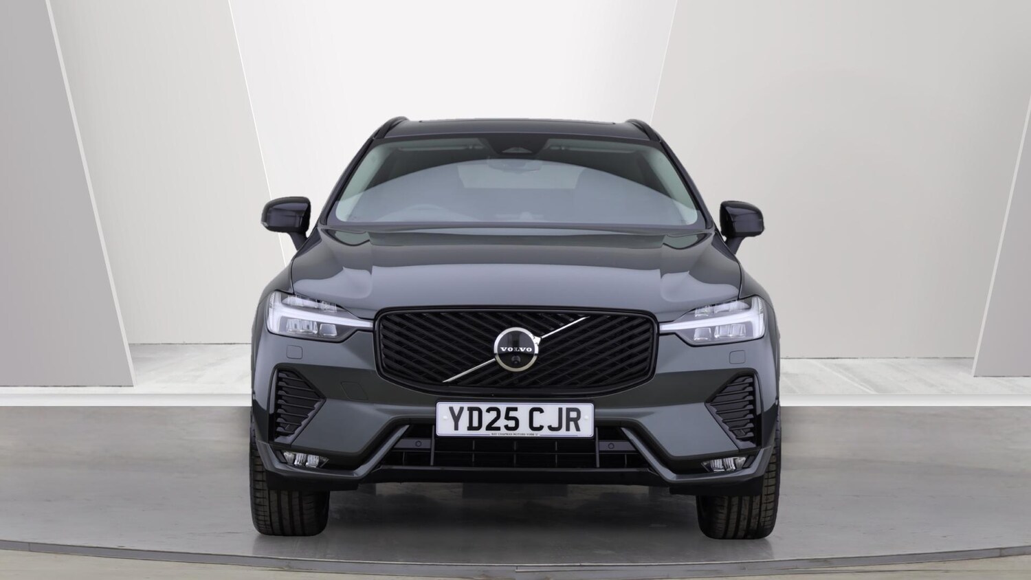 Used Volvo XC60 2025 for sale - 76060442: Photo 8