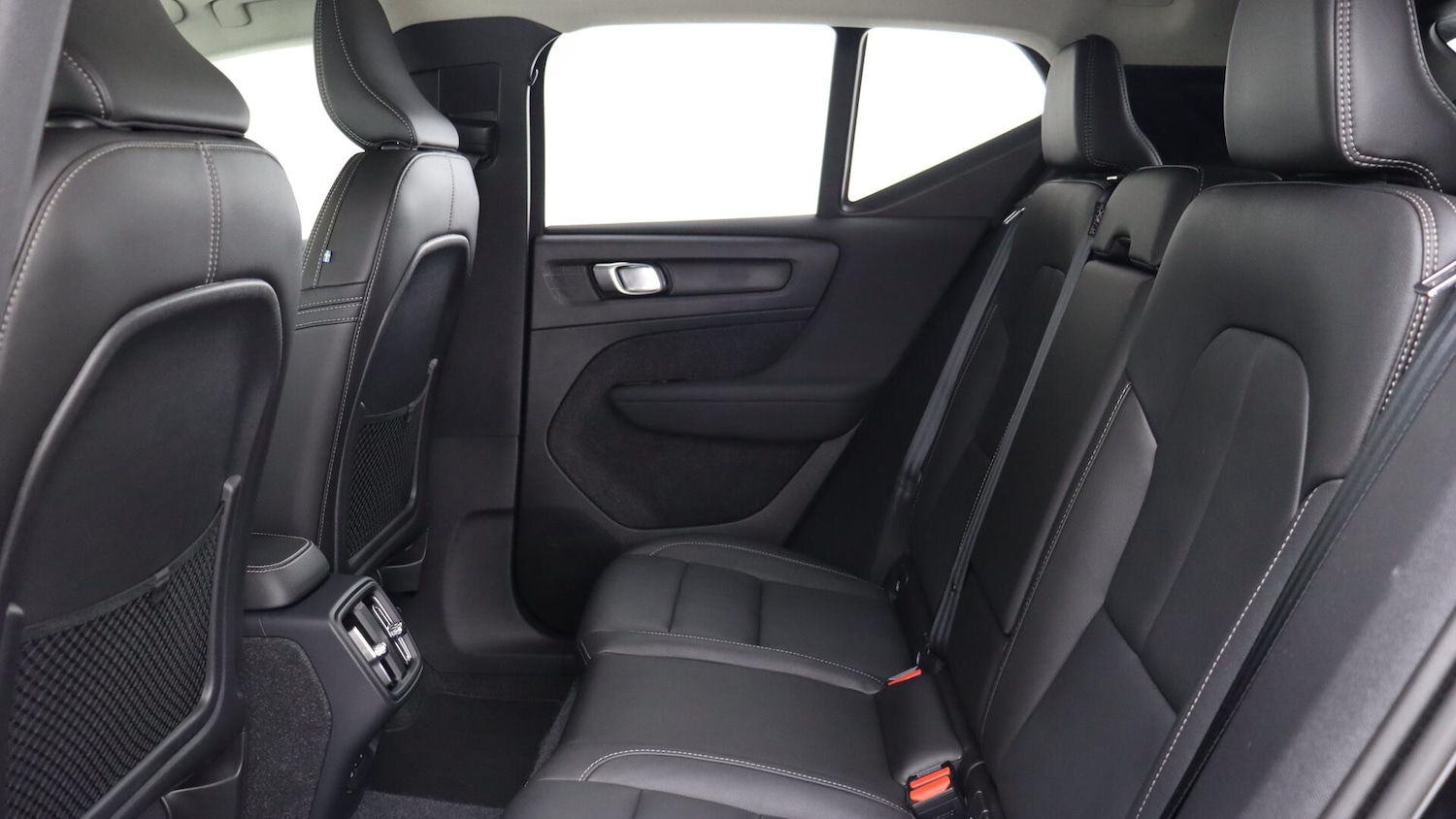 Used Volvo XC40 2025 for sale - 76158975: Photo 38