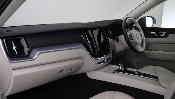 Used Volvo XC60 2020 for sale - 76294552: Photo 14
