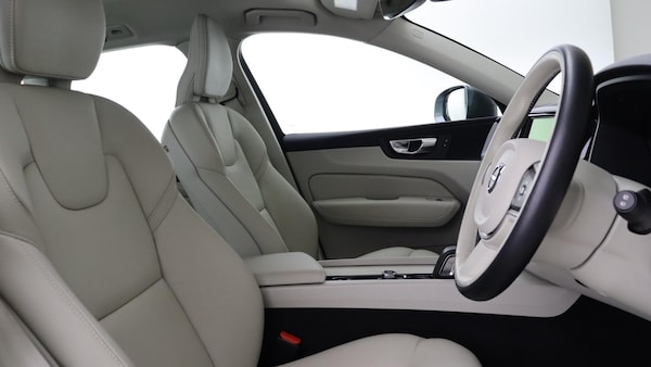Used Volvo XC60 2020 for sale - 76294552: Photo 15