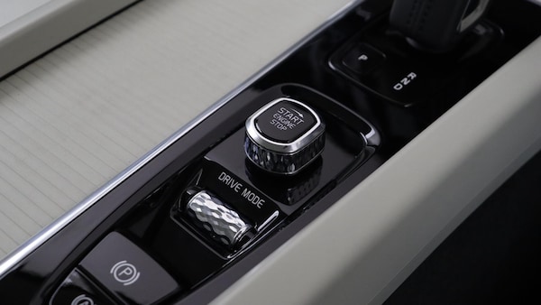 Used Volvo XC60 2020 for sale - 76294552: Photo 25