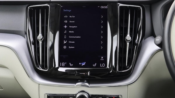Used Volvo XC60 2020 for sale - 76294552: Photo 33