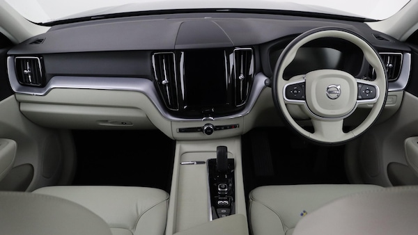 Used Volvo XC60 2020 for sale - 76294552: Photo 5