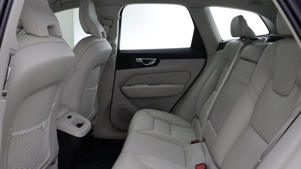Used Volvo XC60 2020 for sale - 76294552: Photo 6