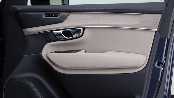 Used Volvo XC90 2025 for sale - 76283682: Photo 27