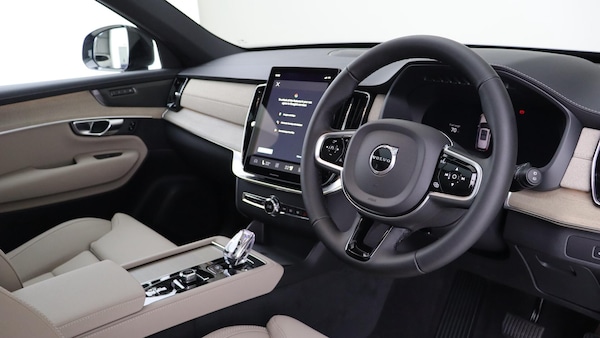 Used Volvo XC90 2025 for sale - 76283682: Photo 4