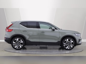 Used Volvo XC40 2025 for sale - 76012813: Photo