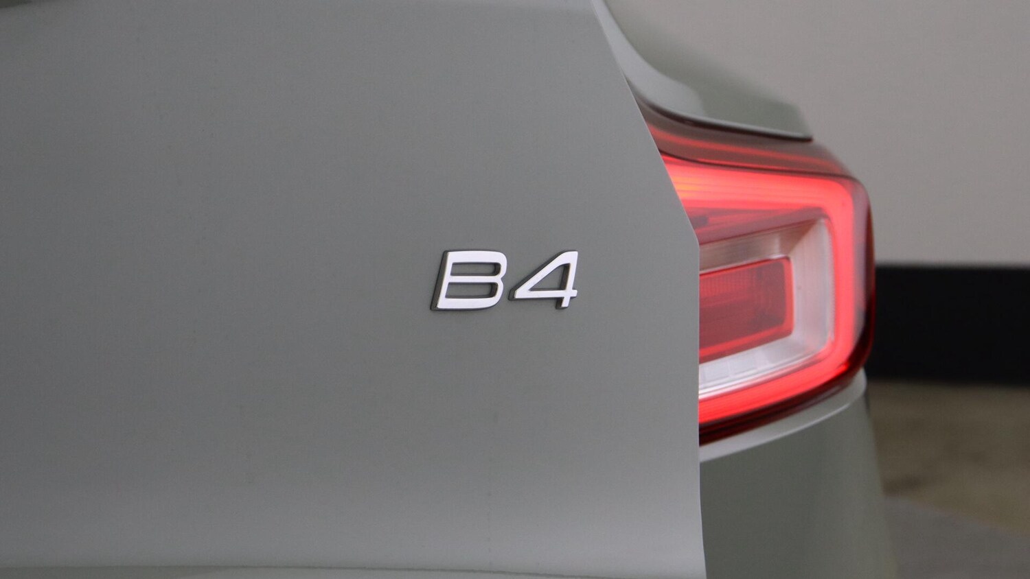 Used Volvo XC40 2025 for sale - 76012813: Photo 46