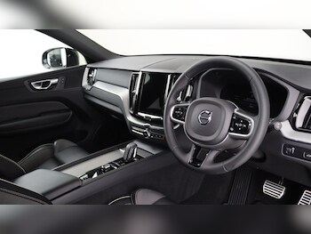 Used Volvo XC60 2021 for sale - 75708142: Photo