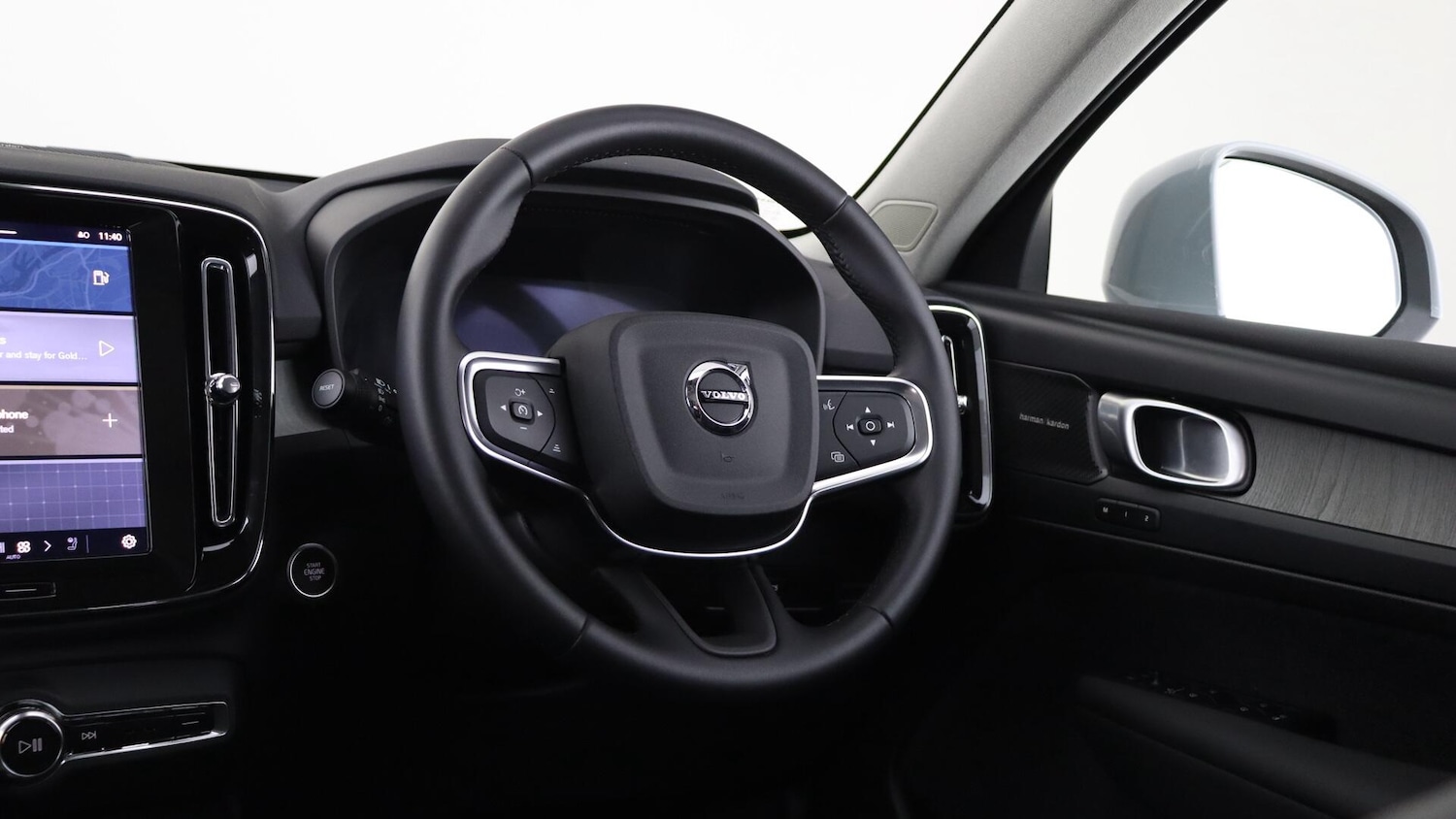 Used Volvo XC40 2025 for sale - 76158683: Photo 10