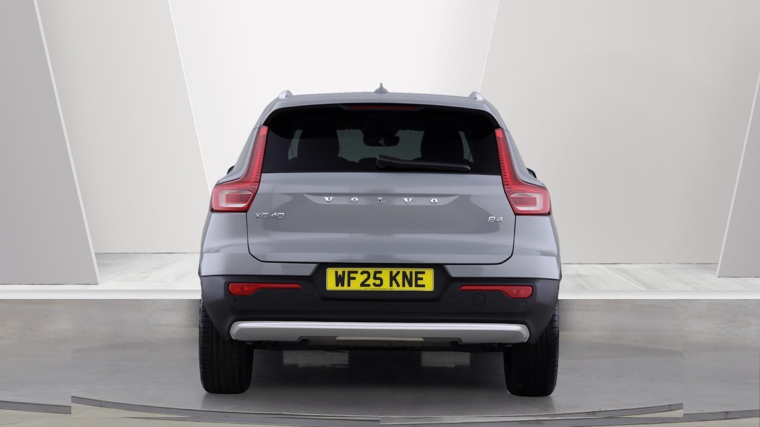 Used Volvo XC40 2025 for sale - 76158683: Photo 7