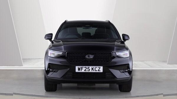 Used Volvo XC40 2025 for sale - 76327310: Photo 8