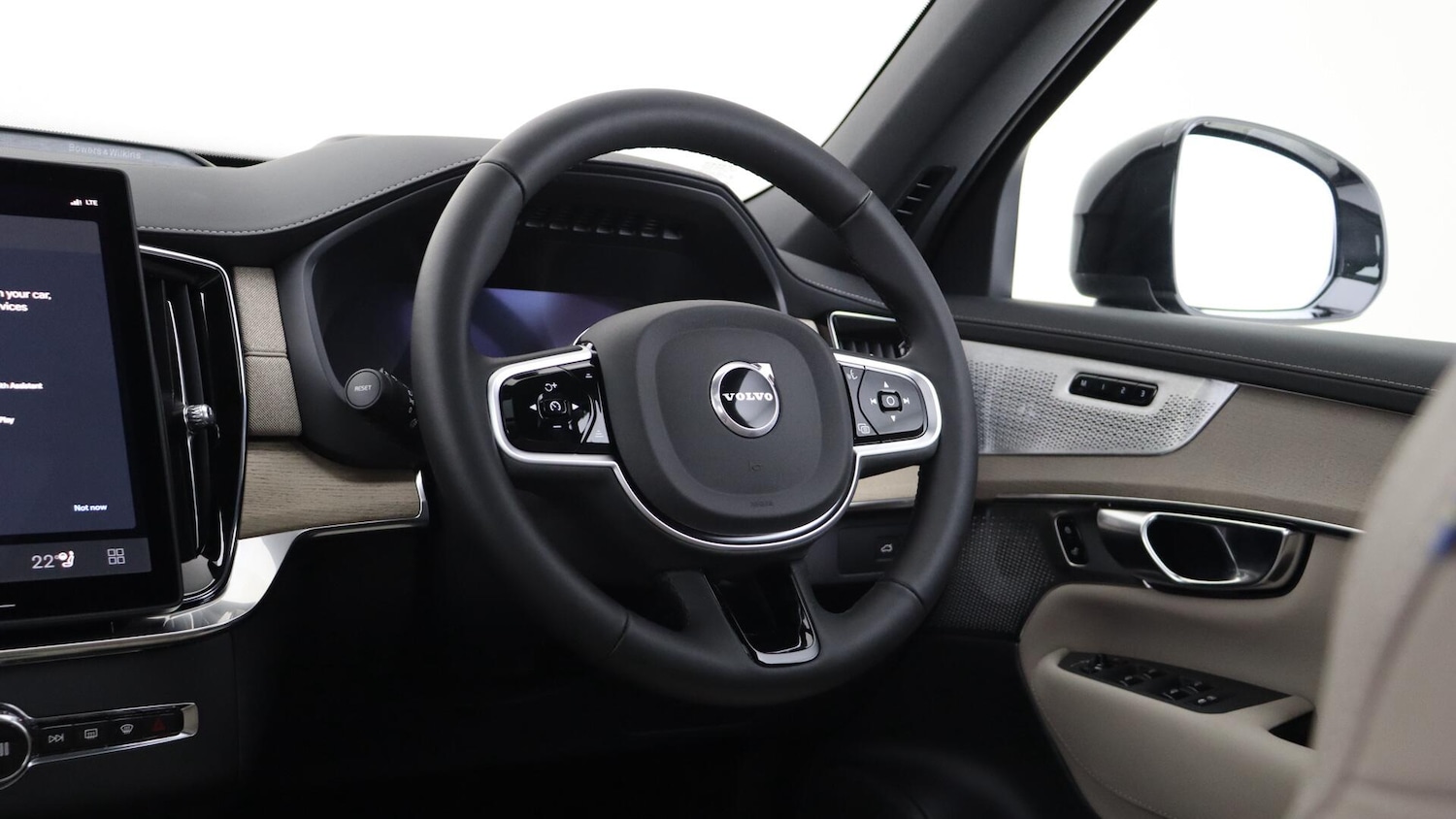 Used Volvo XC90 2025 for sale - 76085345: Photo 10