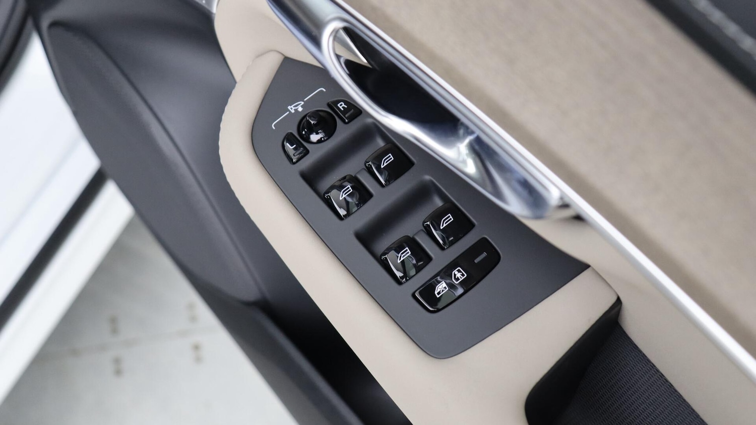 Used Volvo XC90 2025 for sale - 76085345: Photo 23