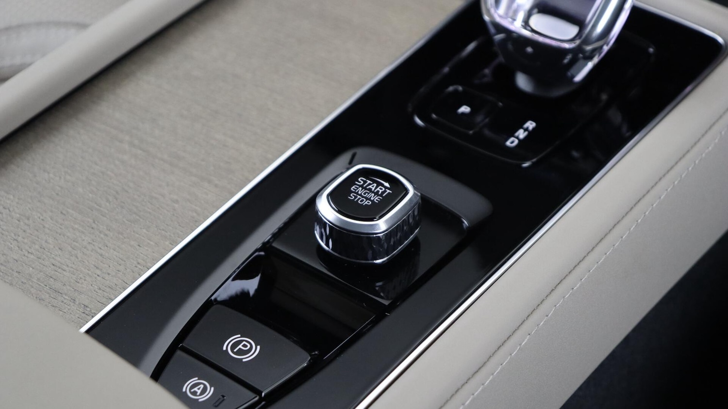 Used Volvo XC90 2025 for sale - 76085345: Photo 26