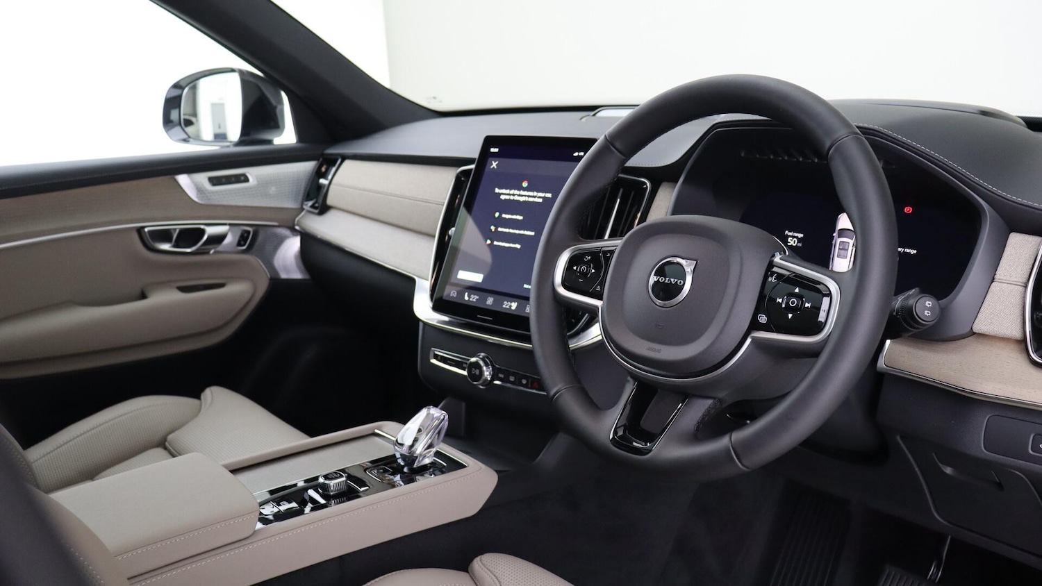 Used Volvo XC90 2025 for sale - 76085345: Photo 4
