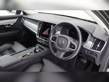 Used Volvo V90 2022 for sale - 75506836: Photo