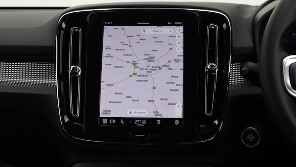 Used Volvo XC40 2025 for sale - 76283520: Photo 17