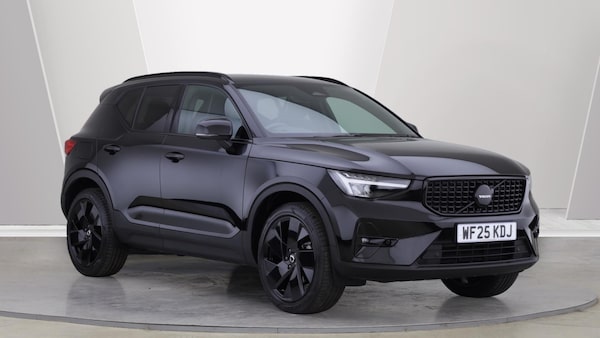 Used Volvo XC40 2025 for sale - 76283520: Photo 1