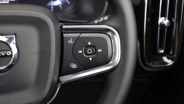 Used Volvo XC40 2025 for sale - 76283520: Photo 21