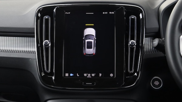 Used Volvo XC40 2025 for sale - 76283520: Photo 35