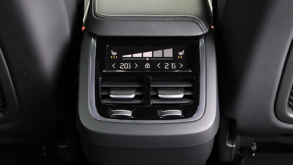 Used Volvo XC60 2025 for sale - 76227672: Photo 38
