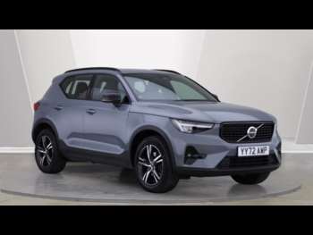 (72) - B4 AWD (P) MHEV Plus Dark (Rear Camera, Heated Seats, BLIS) 5-Door