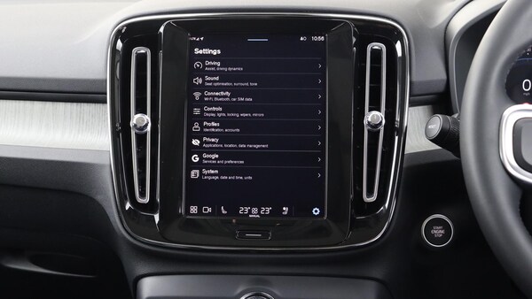 Used Volvo XC40 2025 for sale - 76201227: Photo 16
