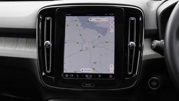 Used Volvo XC40 2025 for sale - 76201227: Photo 17