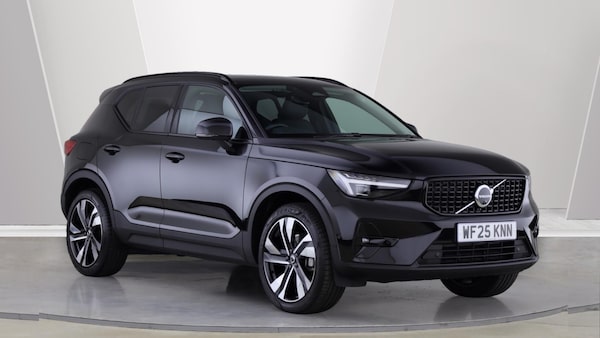 Used Volvo XC40 2025 for sale - 76201227: Photo 1