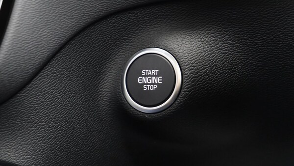 Used Volvo XC40 2025 for sale - 76201227: Photo 26