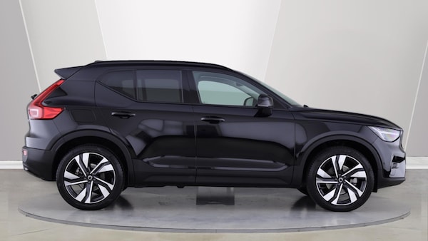 Used Volvo XC40 2025 for sale - 76201227: Photo 3