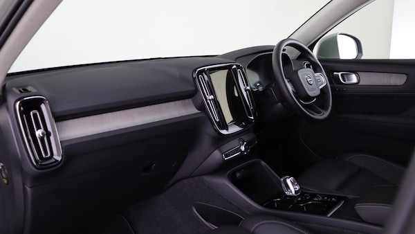 Used Volvo XC40 2025 for sale - 76200628: Photo 14