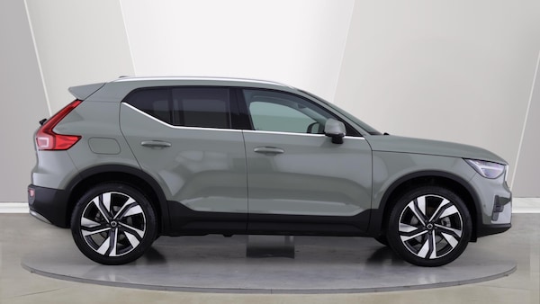 Used Volvo XC40 2025 for sale - 76200628: Photo 3