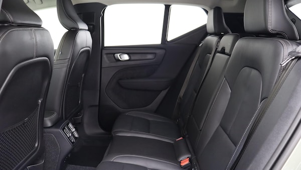 Used Volvo XC40 2025 for sale - 76200628: Photo 41