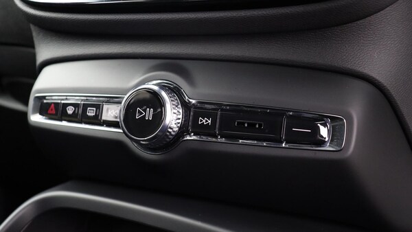 Used Volvo XC40 2024 for sale - 75507376: Photo 14