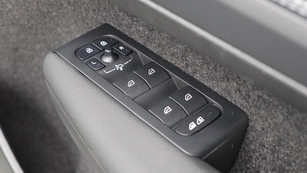 Used Volvo XC40 2024 for sale - 75507376: Photo 24