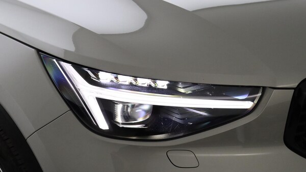 Used Volvo XC40 2024 for sale - 75507376: Photo 42