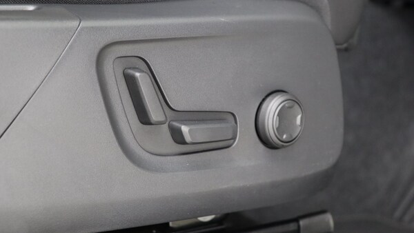 Used Volvo XC40 2024 for sale - 75507376: Photo 53