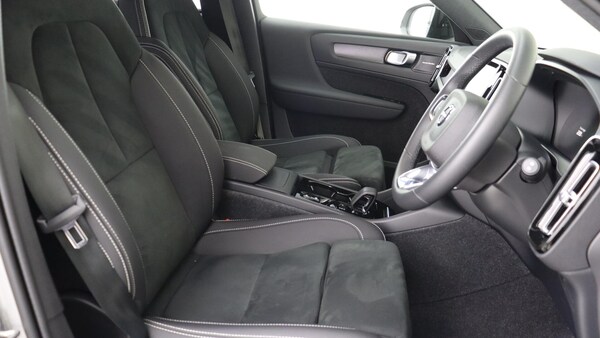 Used Volvo XC40 2024 for sale - 75507376: Photo 54