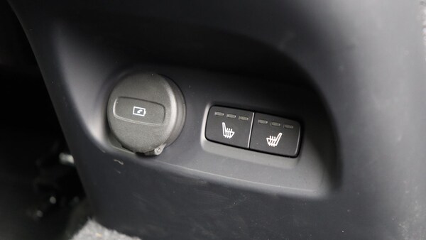 Used Volvo XC40 2024 for sale - 75507376: Photo 57