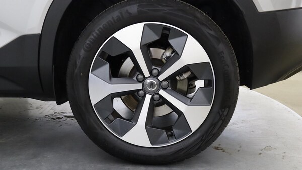 Used Volvo XC40 2024 for sale - 75507376: Photo 9