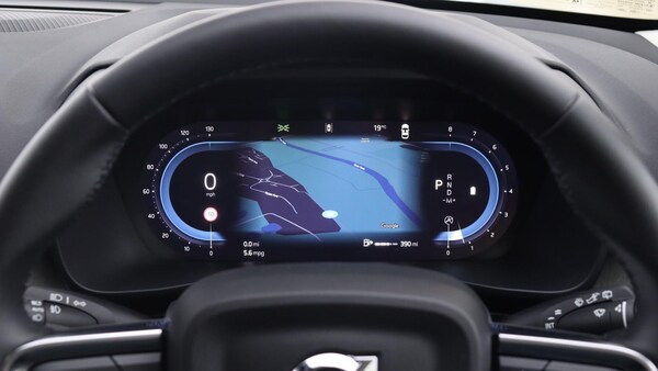 Used Volvo XC40 2025 for sale - 76188765: Photo 11