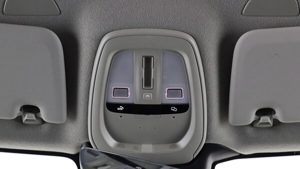Used Volvo XC40 2025 for sale - 76188765: Photo 27