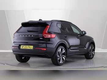 Used Volvo XC40 2025 for sale - 76188765: Photo 2